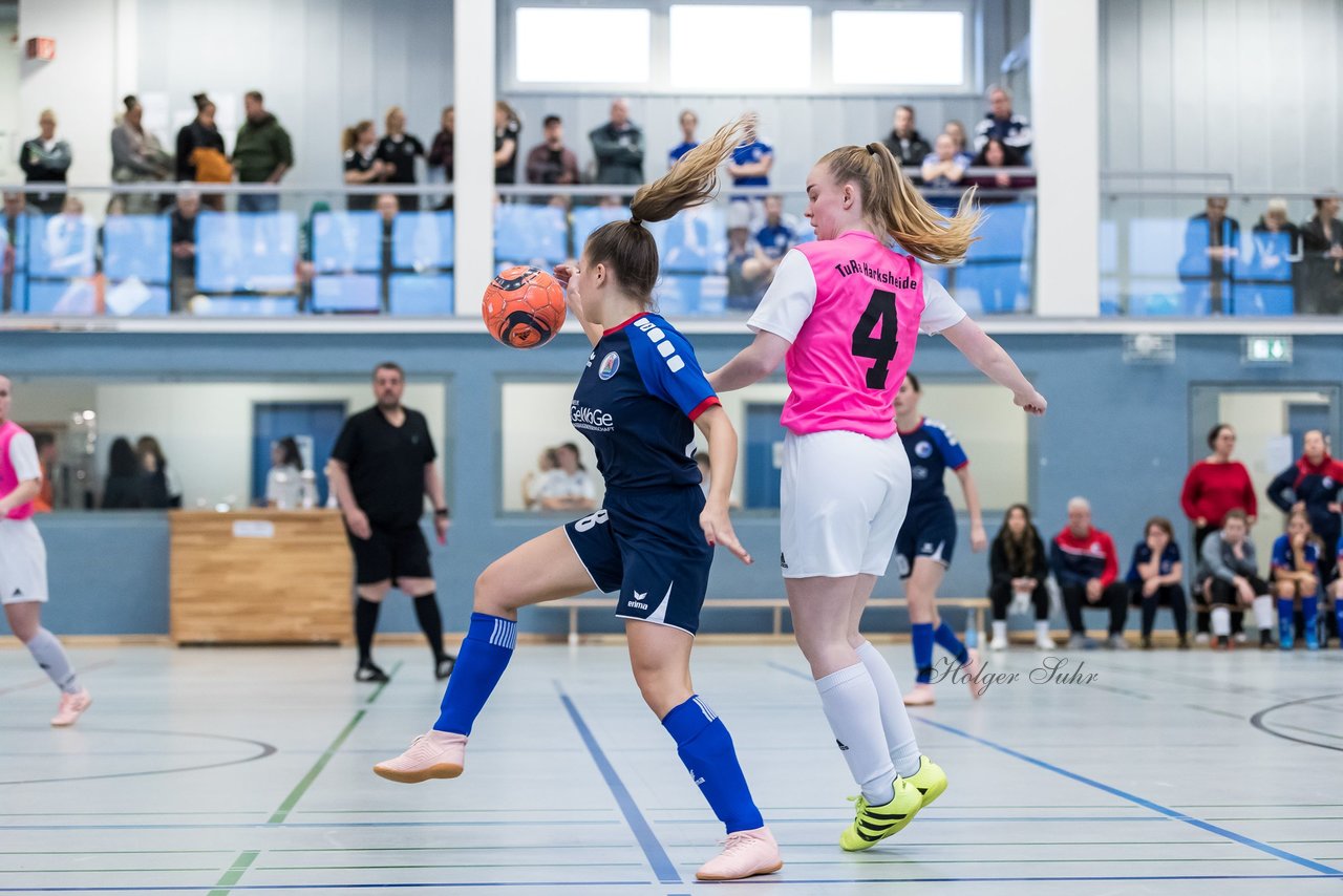 Bild 447 - F Loewinnen Hallen Cup